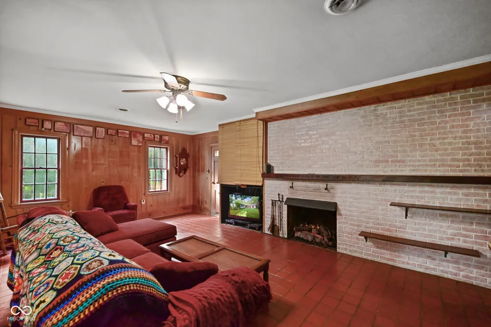 1991 S Farview Lane Peru, IN 46970