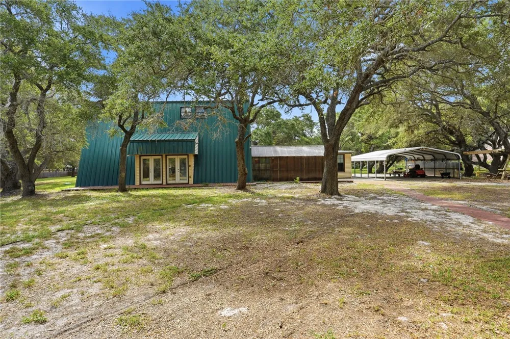 3949 County Road 4705 Aransas Pass, TX 78336