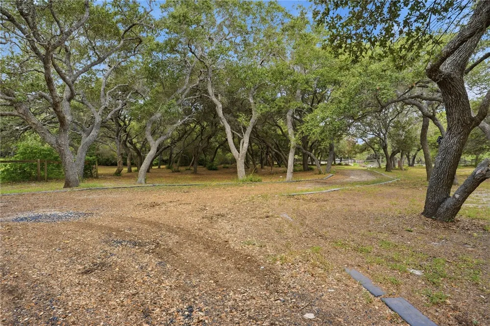 3949 County Road 4705 Aransas Pass, TX 78336
