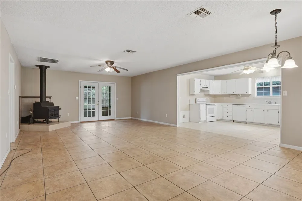 3949 County Road 4705 Aransas Pass, TX 78336