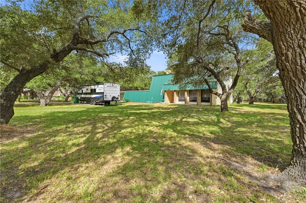 3949 County Road 4705 Aransas Pass, TX 78336