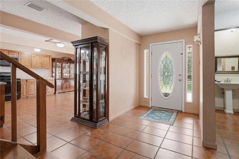 3949 County Road 4705 Aransas Pass, TX 78336