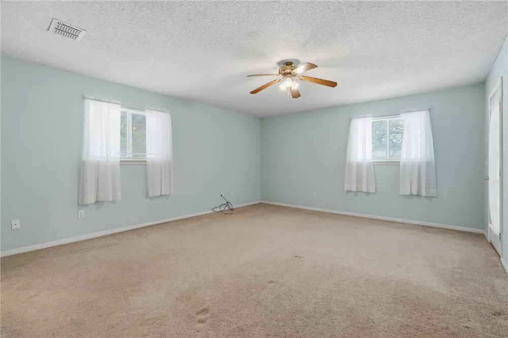 3949 County Road 4705 Aransas Pass, TX 78336