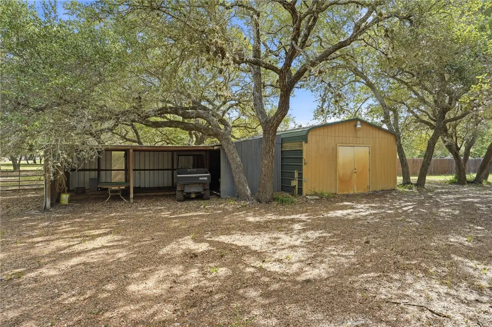 3949 County Road 4705 Aransas Pass, TX 78336