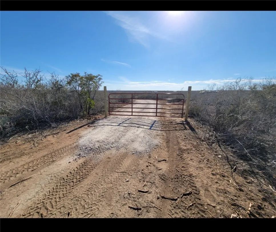 CR 2150 San Diego, TX 78384