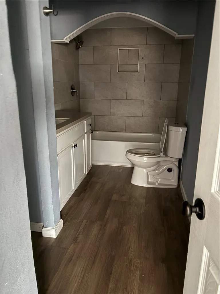 131 W Oregon Street Bishop, TX 78343