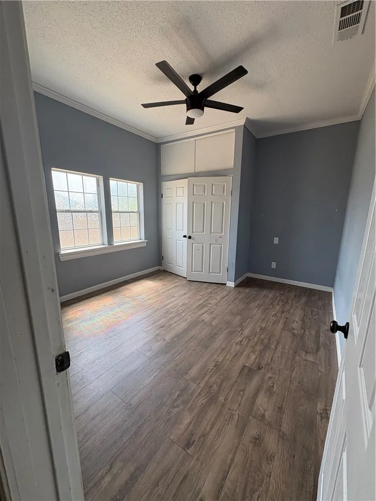 131 W Oregon Street Bishop, TX 78343
