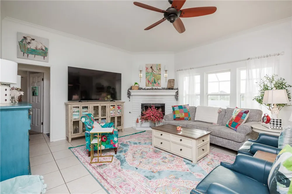 14846 Dasmarinas Drive Corpus Christi, TX 78418