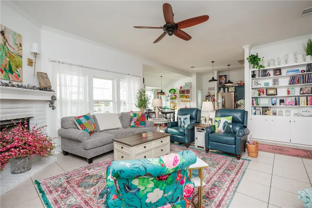 14846 Dasmarinas Drive Corpus Christi, TX 78418