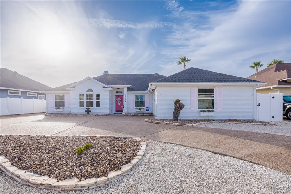 14846 Dasmarinas Drive Corpus Christi, TX 78418