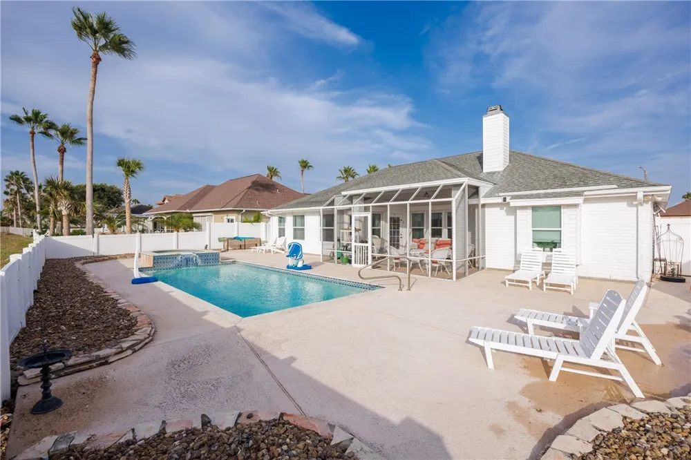 14846 Dasmarinas Drive Corpus Christi, TX 78418