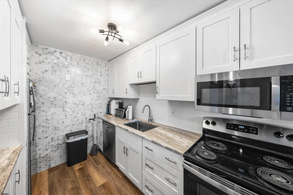 935 Ocean Ave Ocean City, NJ 08226