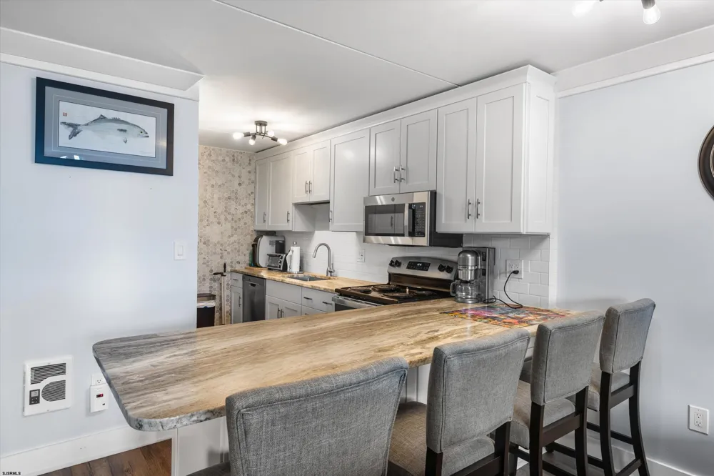 935 Ocean Ave Ocean City, NJ 08226