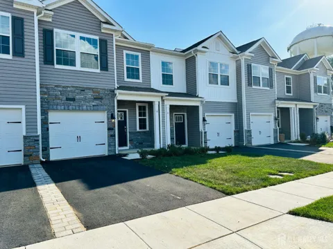 8 Elenor Lane
