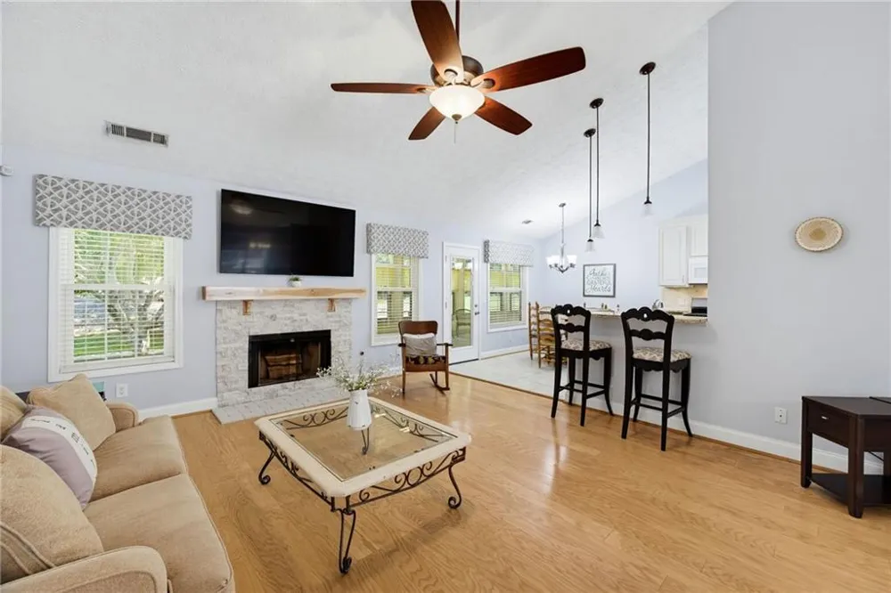187 Fallow Lane Acworth, GA 30101
