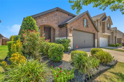 2537 Pettus Drive