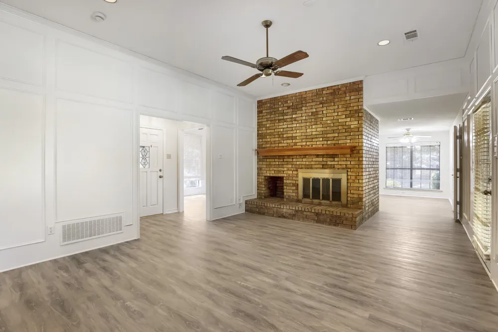 1931 Silver Creek Place Duncanville, TX 75137