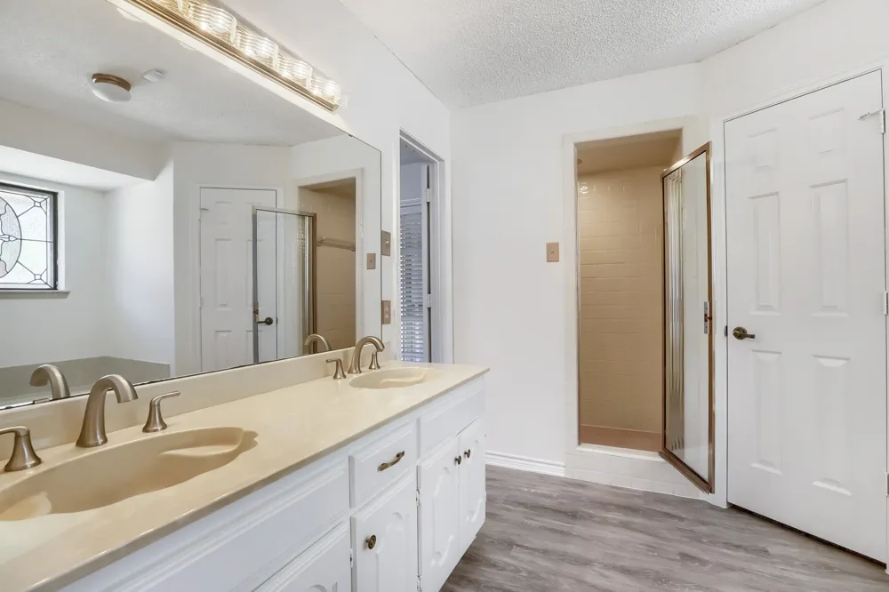 1931 Silver Creek Place Duncanville, TX 75137