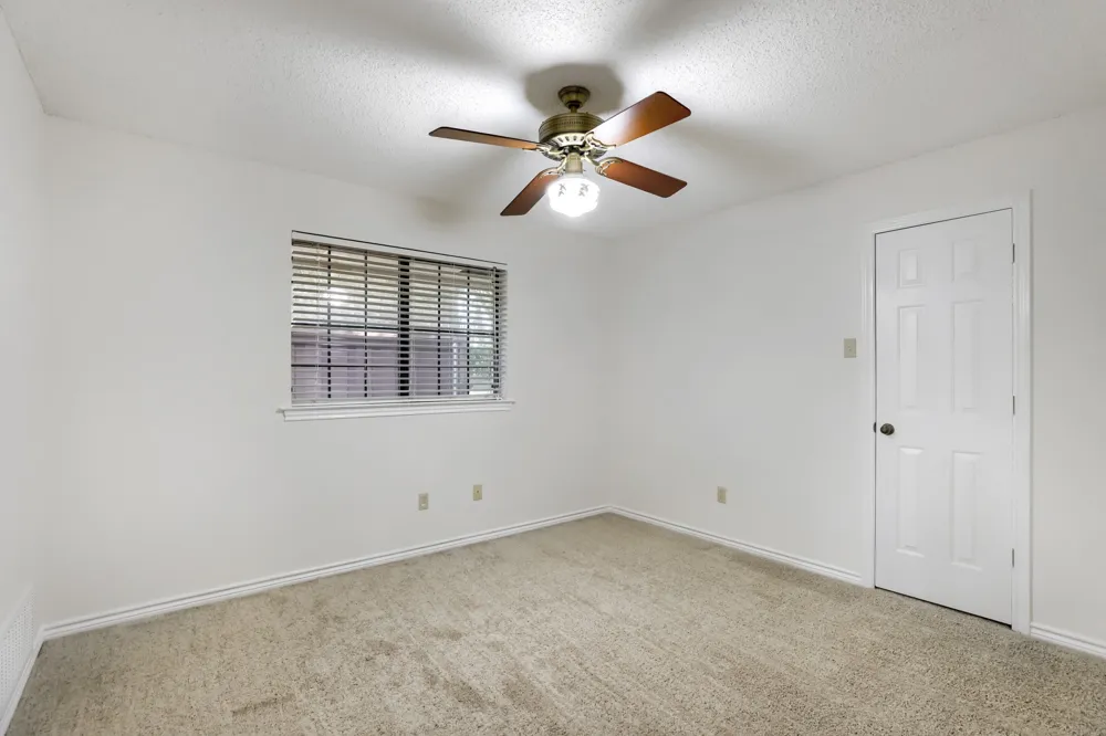 1931 Silver Creek Place Duncanville, TX 75137