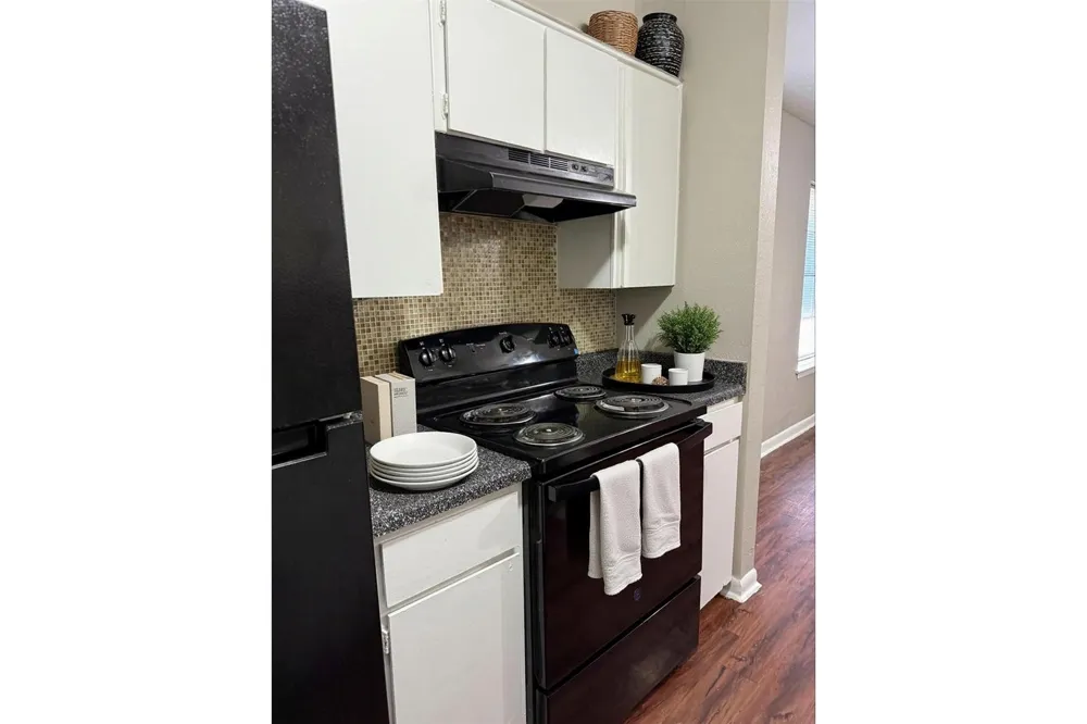 3001 Jane Lane #1206 Haltom City, TX 76117
