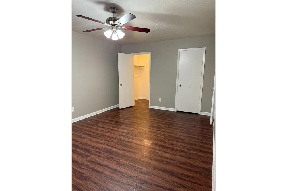 3001 Jane Lane #1206 Haltom City, TX 76117