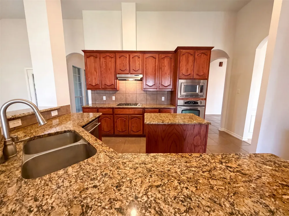 529 Olympia Street DeSoto, TX 75115