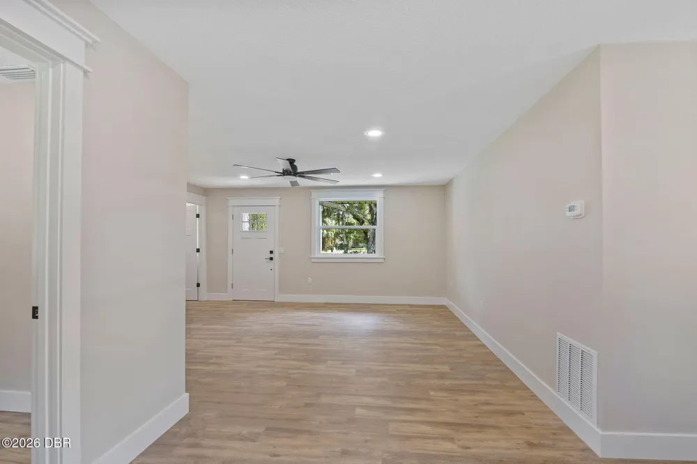 2463 Pioneer Trail New Smyrna Beach, FL 32168