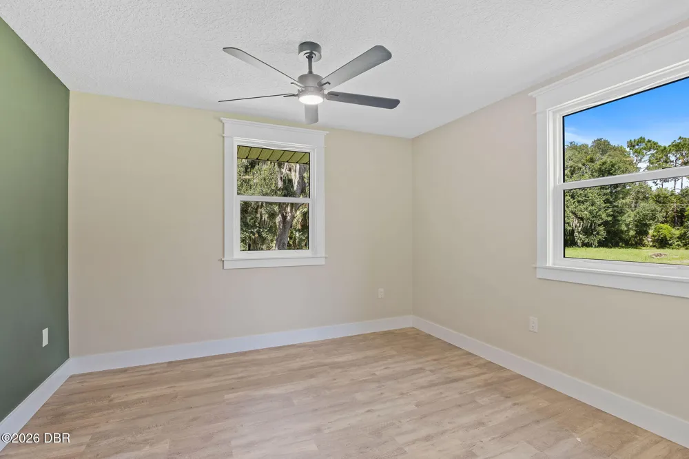 2463 Pioneer Trail New Smyrna Beach, FL 32168