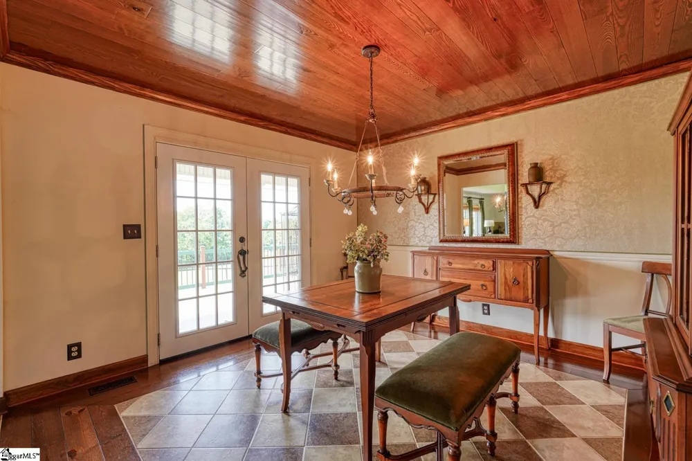 688 Corinth Road Gaffney, SC 29340