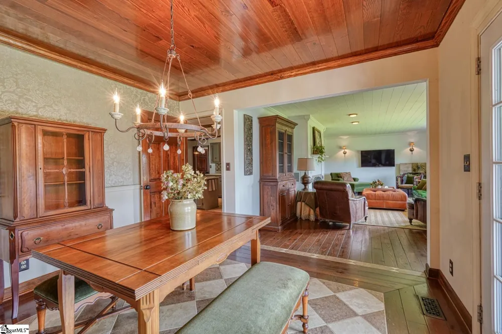 688 Corinth Road Gaffney, SC 29340