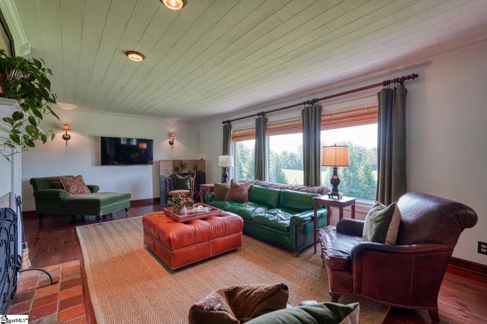 688 Corinth Road Gaffney, SC 29340