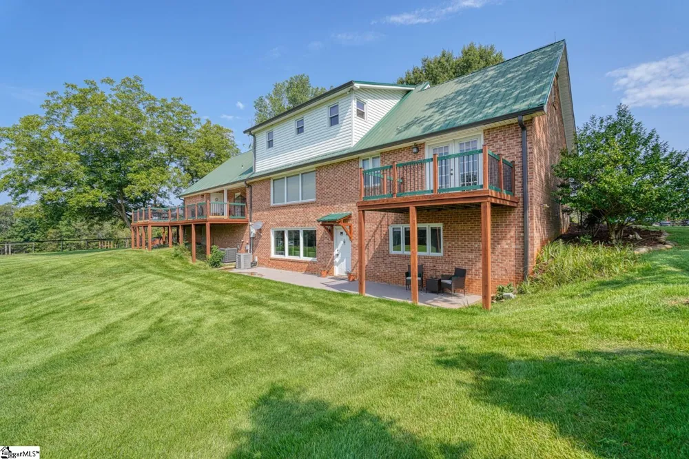 688 Corinth Road Gaffney, SC 29340