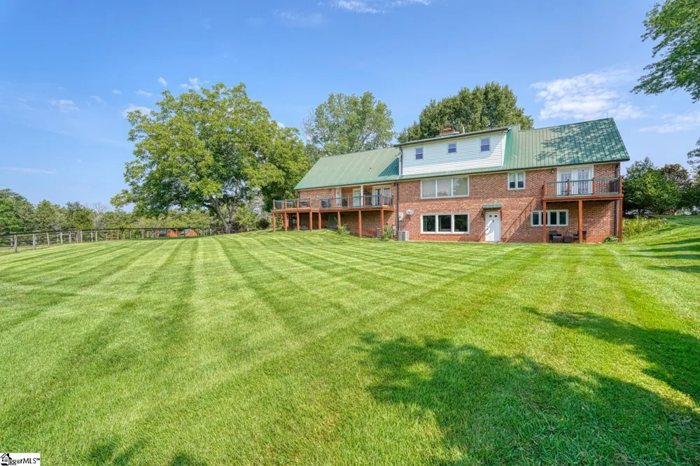 688 Corinth Road Gaffney, SC 29340