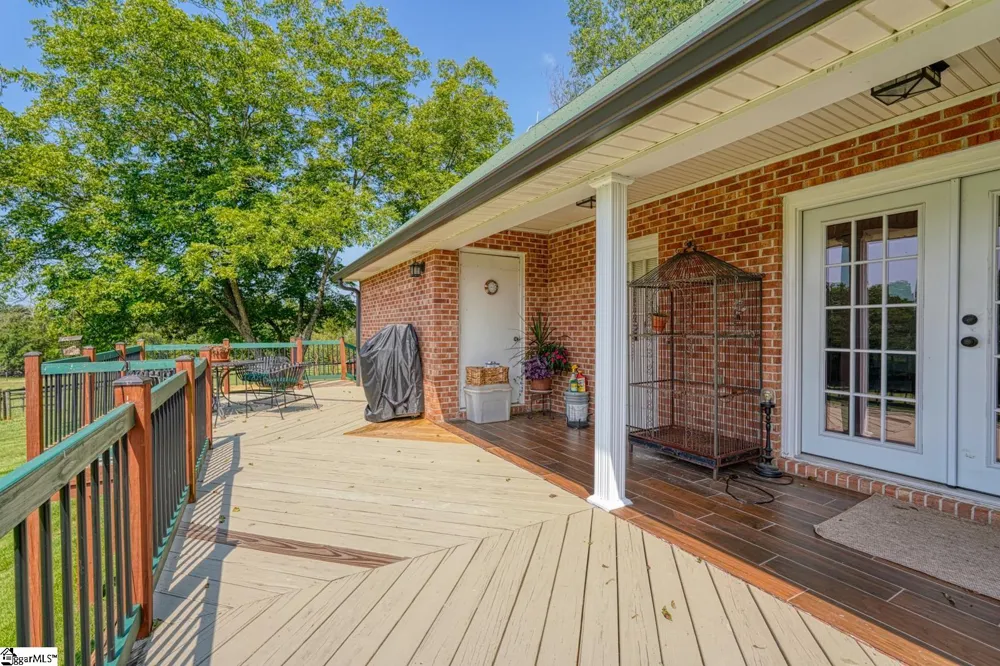 688 Corinth Road Gaffney, SC 29340