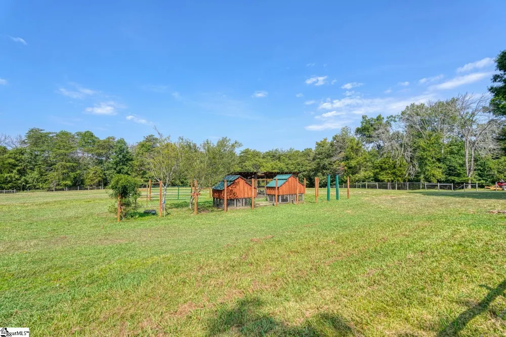 688 Corinth Road Gaffney, SC 29340