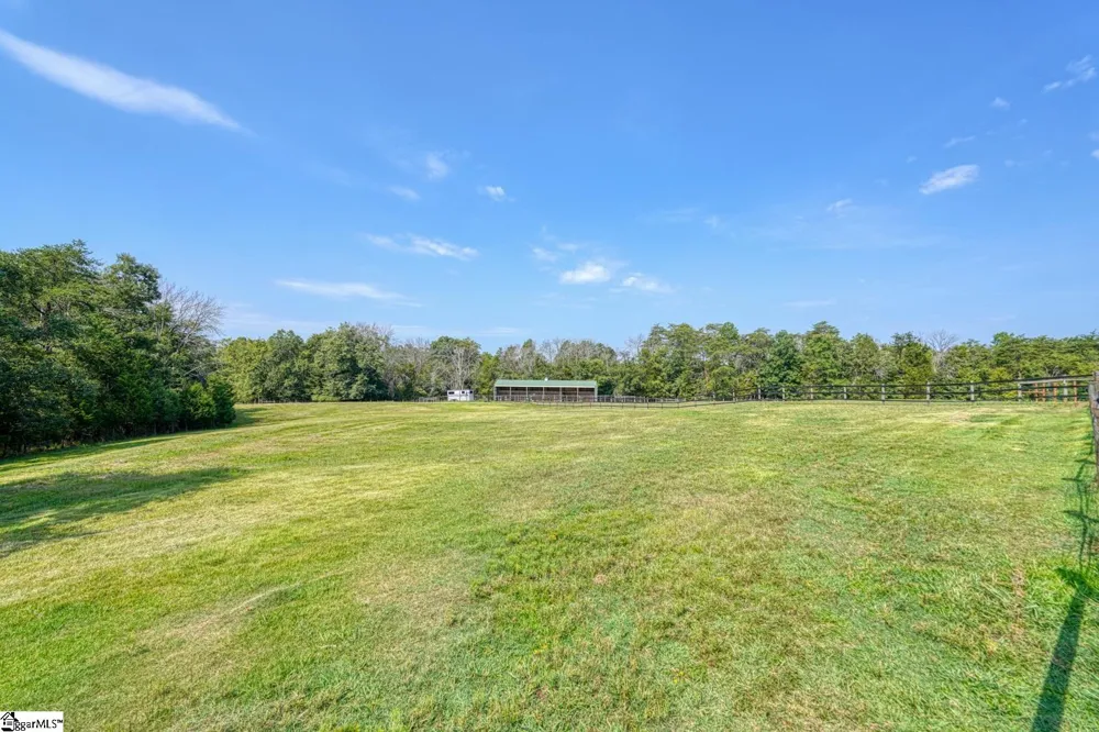 688 Corinth Road Gaffney, SC 29340