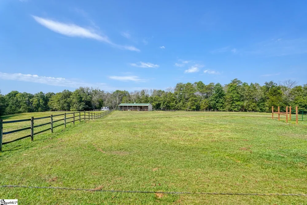 688 Corinth Road Gaffney, SC 29340