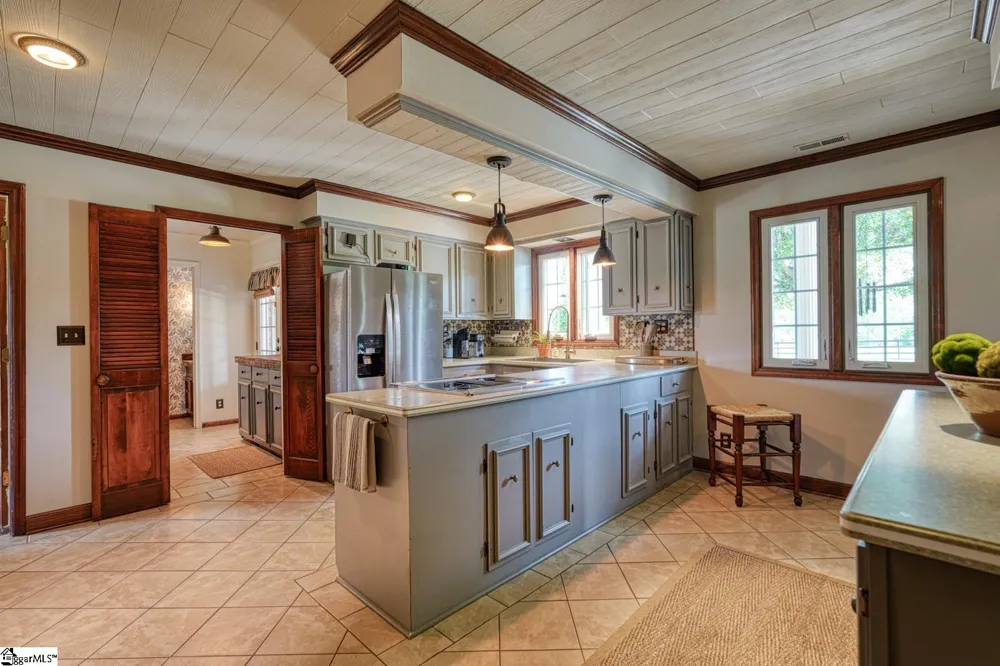 688 Corinth Road Gaffney, SC 29340