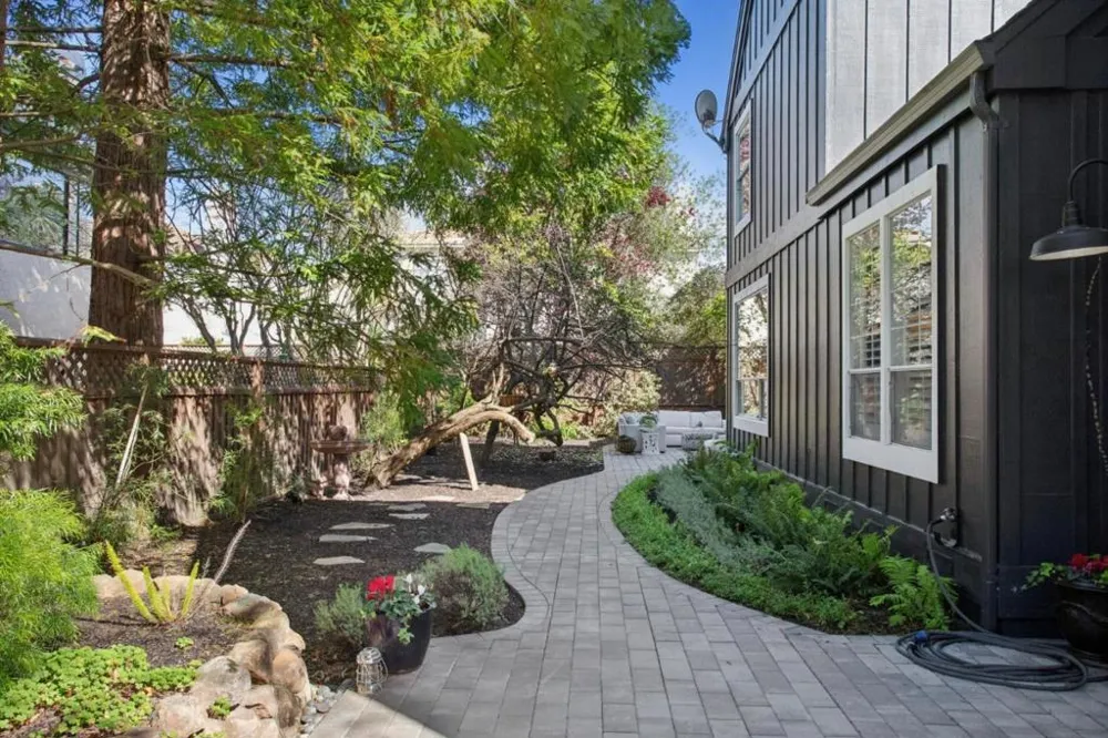 220 Eagle Trace Drive Half Moon Bay, CA 94019