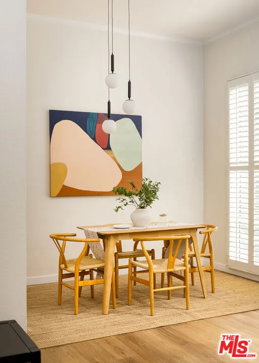 1098 Everett Place Los Angeles, CA 90026