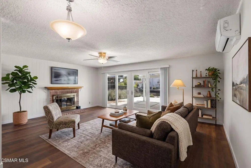 1654 Edgewater Lane Camarillo, CA 93010