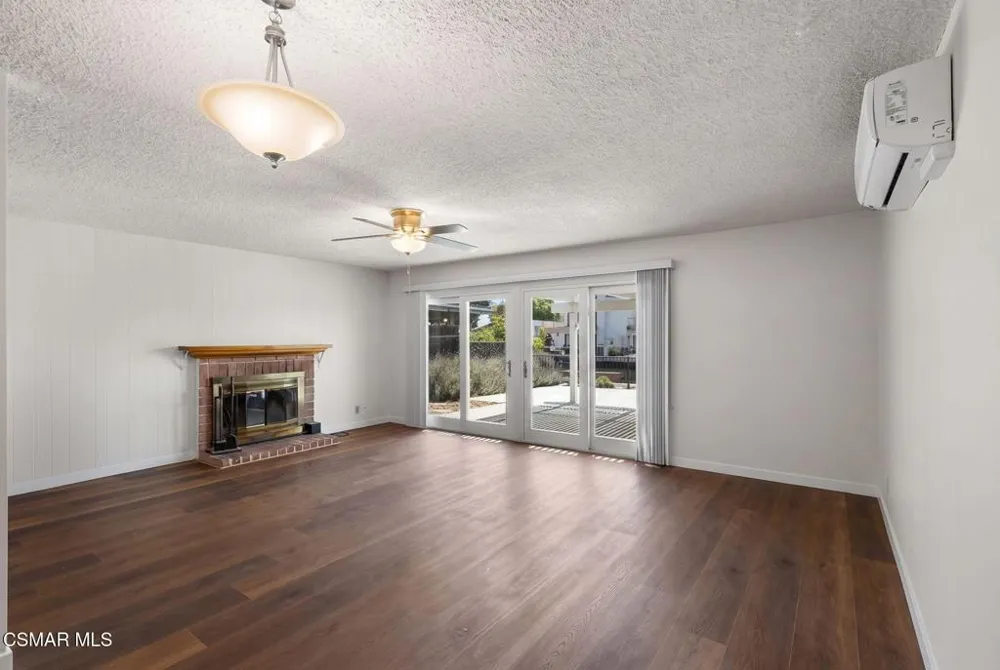 1654 Edgewater Lane Camarillo, CA 93010