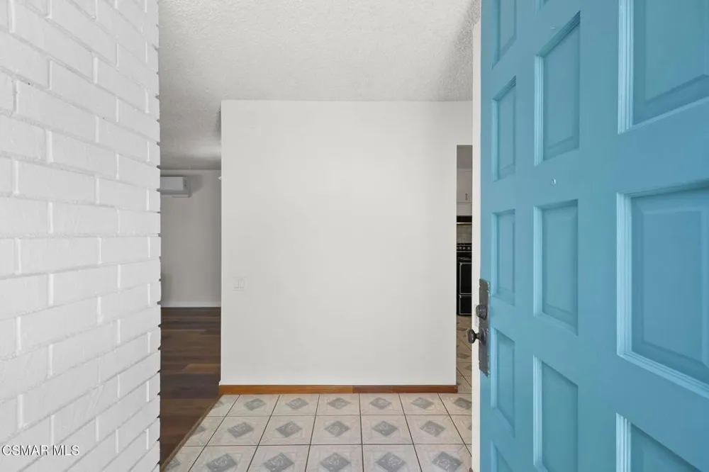 1654 Edgewater Lane Camarillo, CA 93010