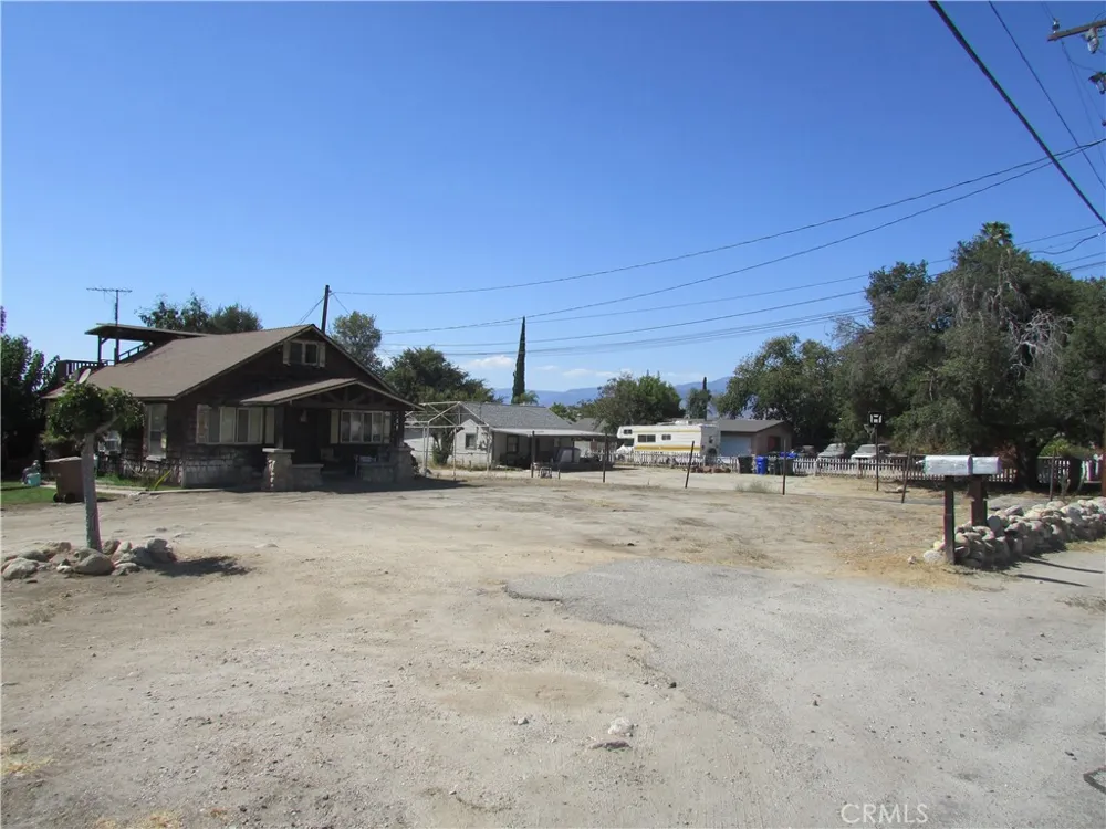 1345 Turquoise Avenue Mentone, CA 92359