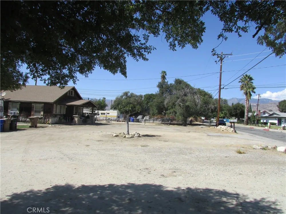 1345 Turquoise Avenue Mentone, CA 92359