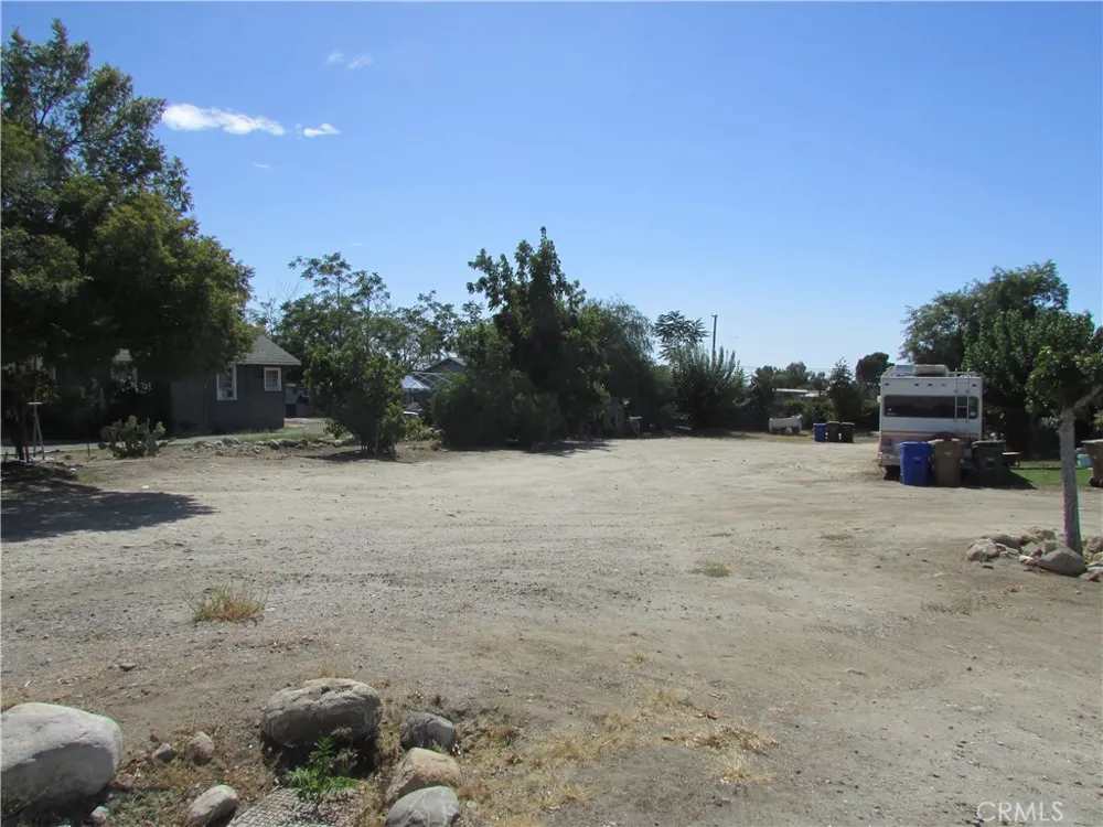 1345 Turquoise Avenue Mentone, CA 92359