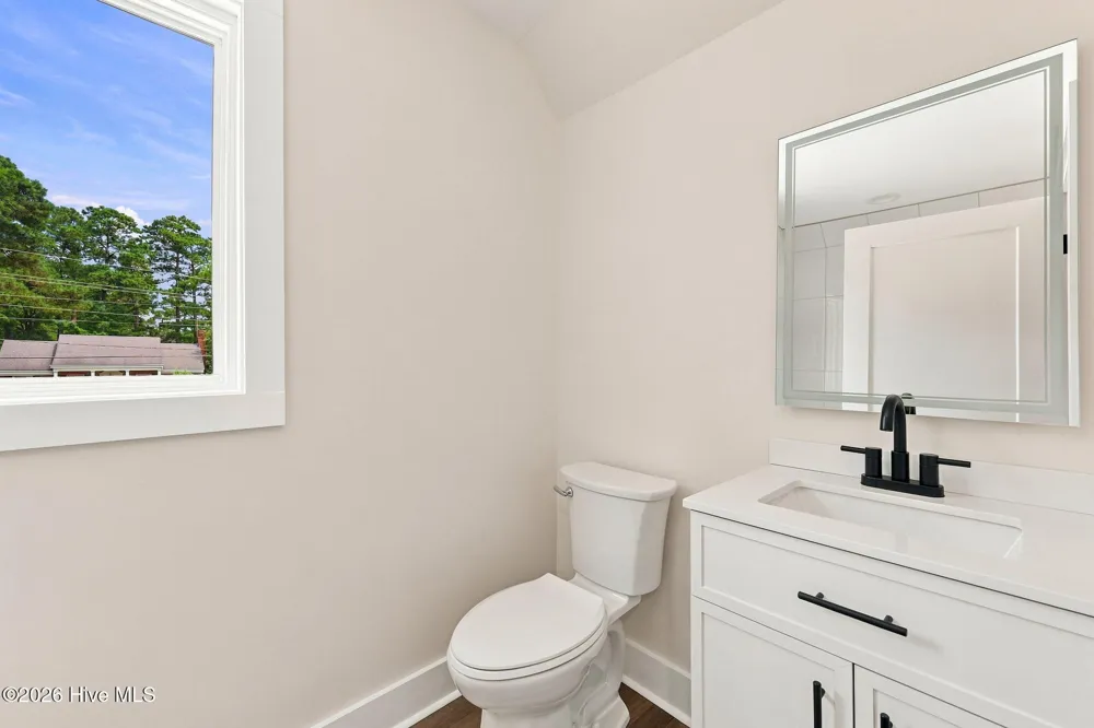 6818 River Road Washington, NC 27889