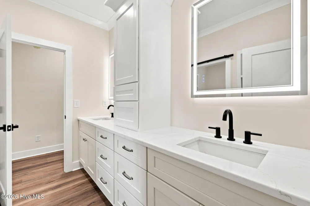 6818 River Road Washington, NC 27889