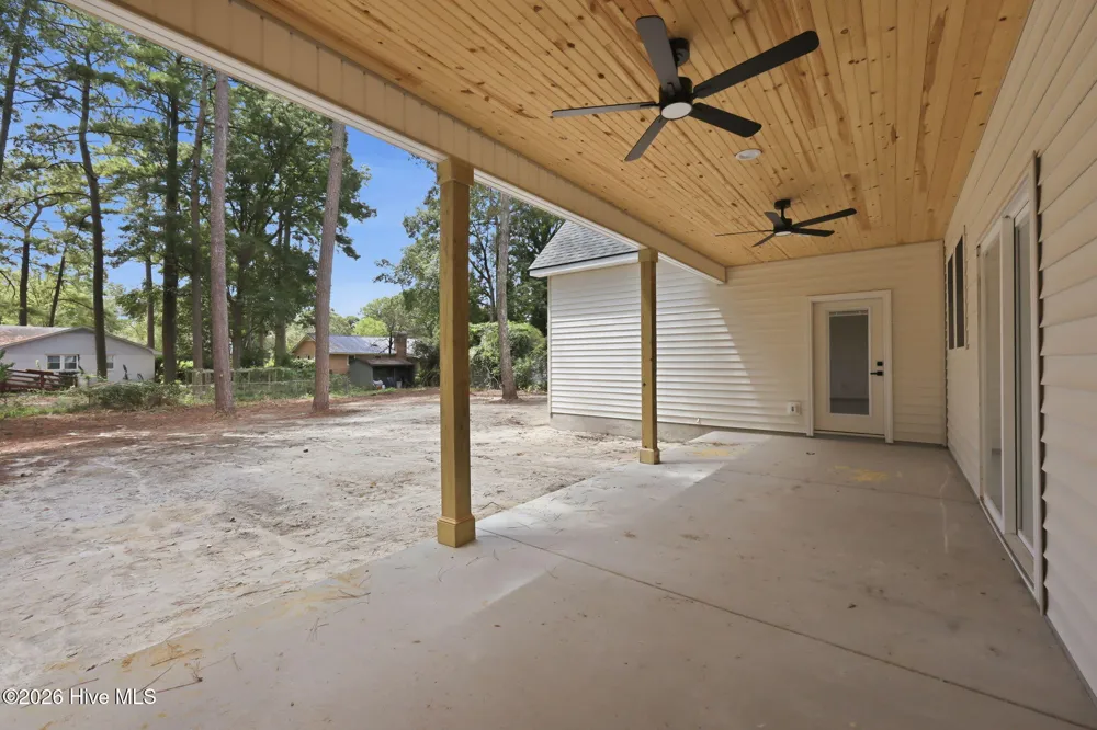 6818 River Road Washington, NC 27889