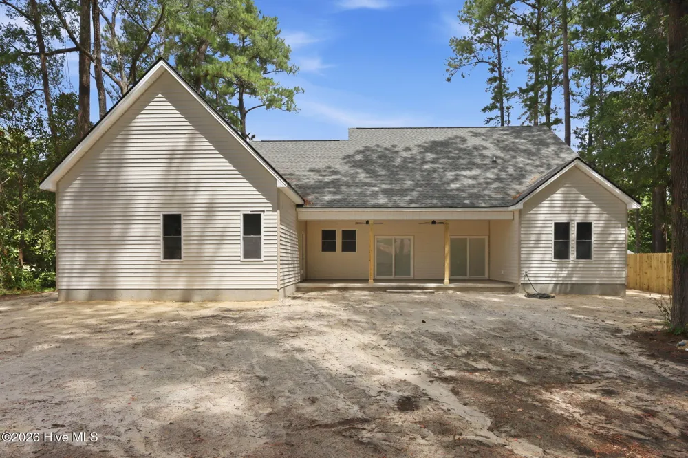 6818 River Road Washington, NC 27889